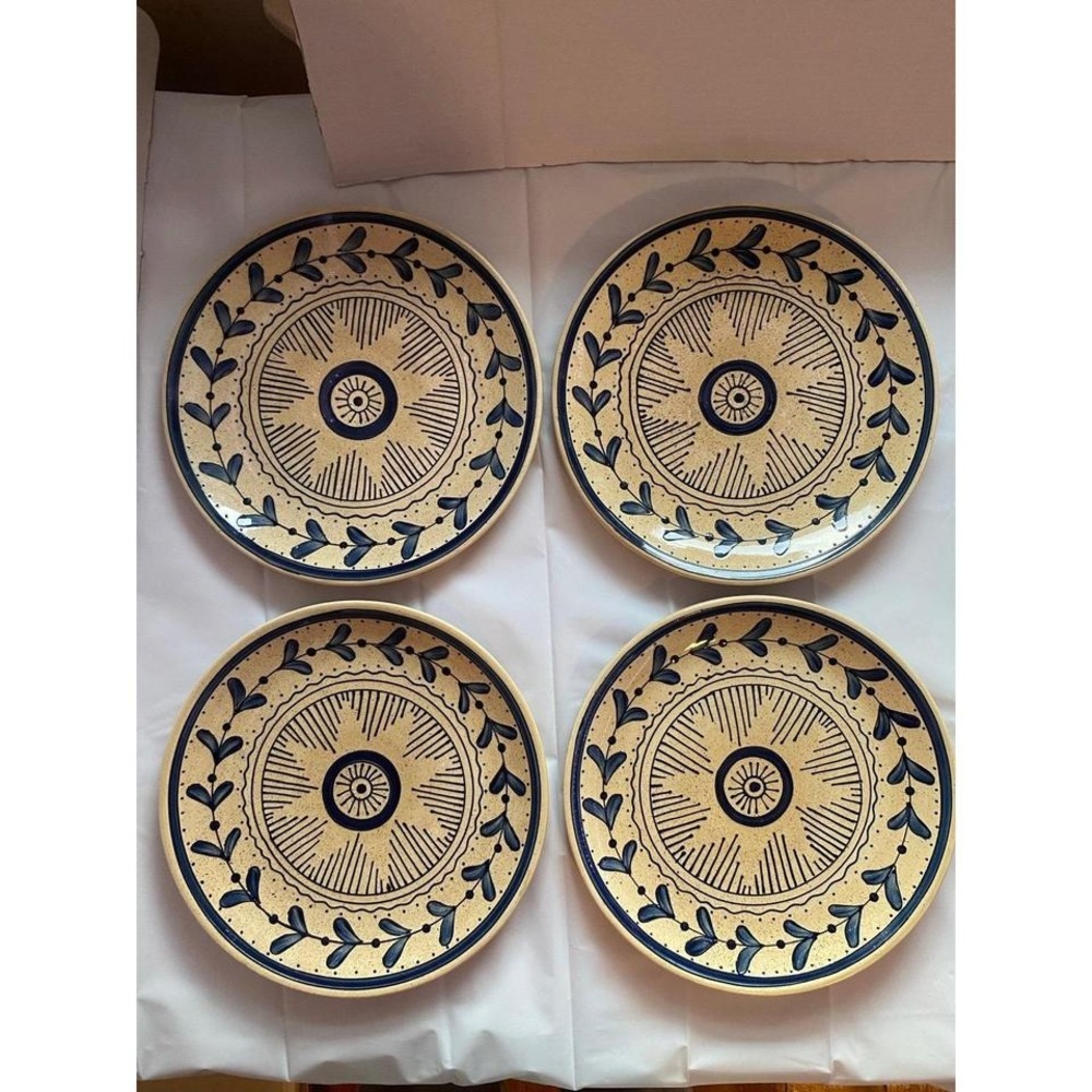 4 Jim Shore "Carolina Trade" Dinner Plates.